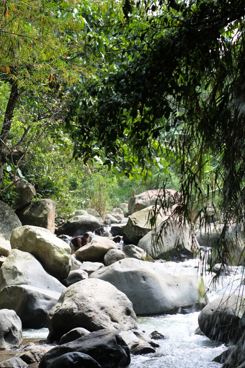 Trekking Gua Garunggang & Curug leuwi asih